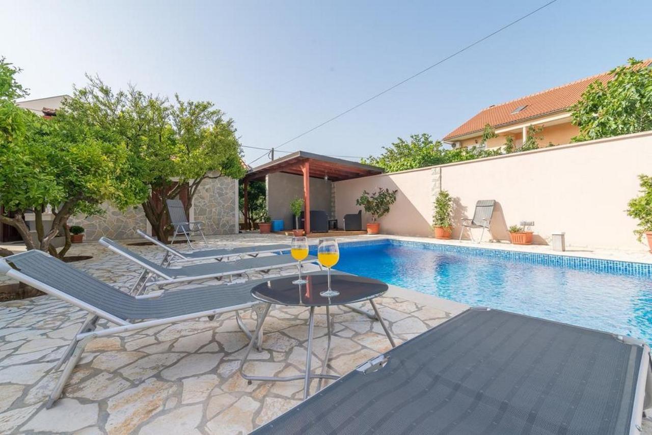 Apartment Villa Odesa with private pool Zara Esterno foto