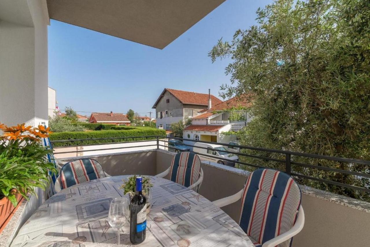 Apartment Villa Odesa with private pool Zara Esterno foto