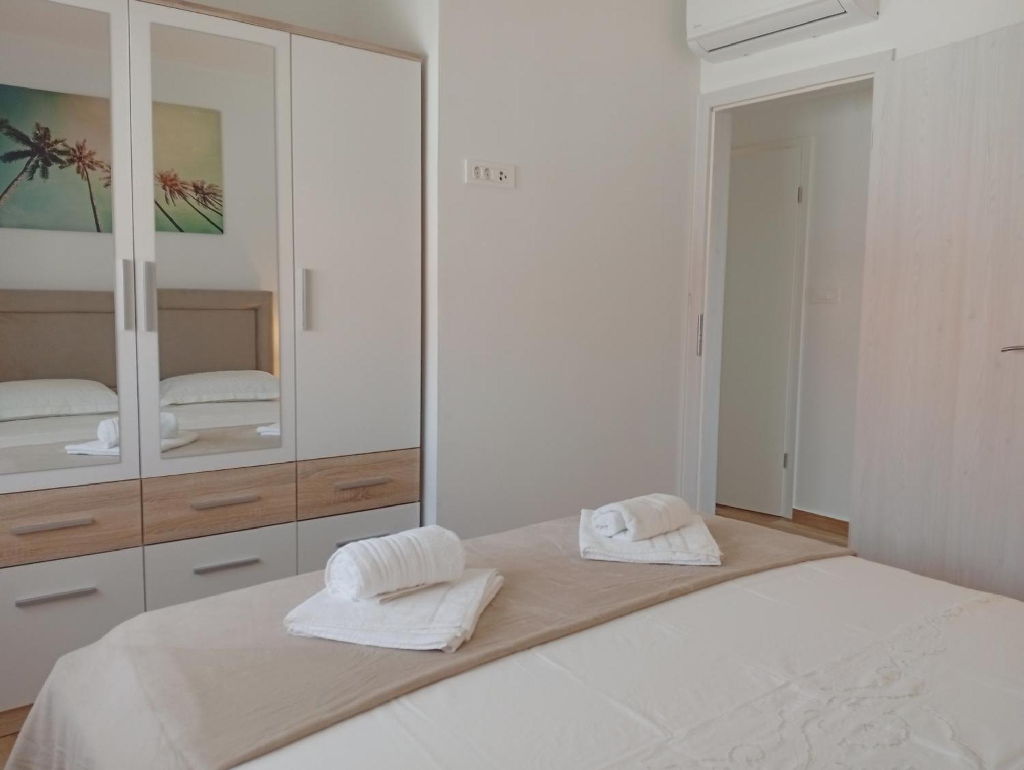Apartment Villa Odesa with private pool Zara Camera foto